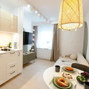 Pulawska 11 -prywatny 4 Osobowy W Centrum Warszawy - Better Apartament Warszawa